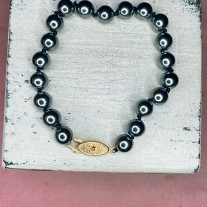305. Gray Vintage Glass Faux Pearl Bracelet